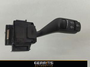 Używane Przelacznik wycieraczki Ford Focus 2 1.6 16V Cena € 21,98 Procedura marży oferowane przez Gerrits Automotive