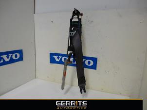 Usagé Ceinture de sécurité avant droite Volvo XC70 (SZ) XC70 2.5 T 20V Prix € 38,50 Règlement à la marge proposé par Gerrits Automotive
