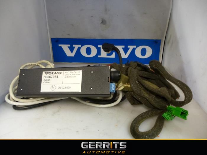 Używane Modul (rózne) Volvo V70 (SW) 2.4 D5 20V AWD Cena € 27,50 Procedura marży oferowane przez Gerrits Automotive BV