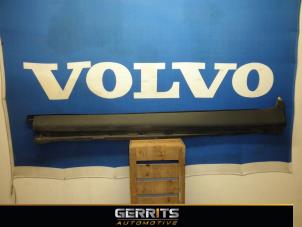 Usados Faldón lateral izquierda Volvo XC90 I Precio € 49,50 Norma de margen ofrecido por Gerrits Automotive