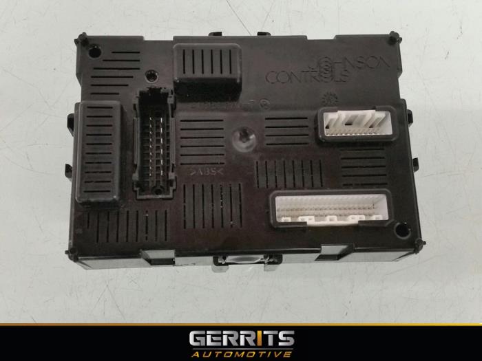 Used Body control computer Nissan Note (E11) 1.6 16V Price € 74,80 Margin scheme offered by Gerrits Automotive BV