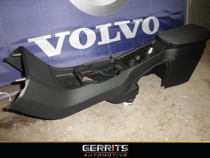 Consola central de un Volvo V40 (MV) 1.6 T4 GTDi 16V 2014