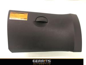 Gebrauchte Handschuhfach Renault Twingo II (CN) 1.2 16V Preis € 21,98 Margenregelung angeboten von Gerrits Automotive