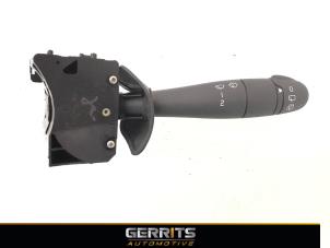 Used Wiper switch Dacia Sandero I (BS) 1.4 Price € 21,98 Margin scheme offered by Gerrits Automotive
