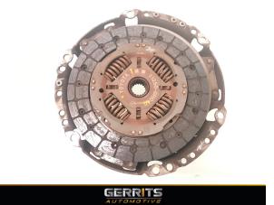 Usados Juego de platos de (completo) Citroen C1 1.0 12V Precio € 49,48 Norma de margen ofrecido por Gerrits Automotive