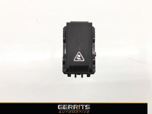 Used ESP switch Renault Megane III Grandtour (KZ) 1.6 16V Price € 21,98 Margin scheme offered by Gerrits Automotive