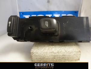 Used Electric window switch Volvo V70 (SW) 2.4 20V 170 Price € 29,00 Margin scheme offered by Gerrits Automotive