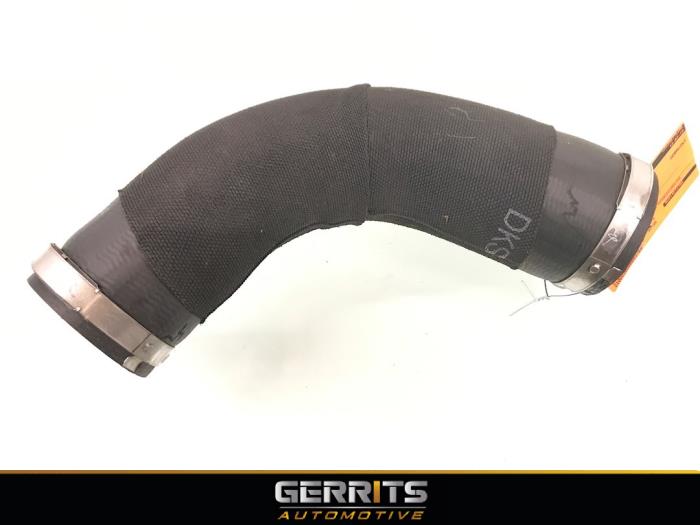 Usagé Tuyau intercooler Audi A6 Avant (C7) 3.0 TDI V6 24V Quattro Prix € 38,50 Règlement à la marge proposé par Gerrits Automotive BV