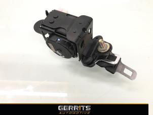 Used Rear seatbelt, centre Mazda 6 Sport (GG14) 2.0i 16V Price € 21,98 Margin scheme offered by Gerrits Automotive