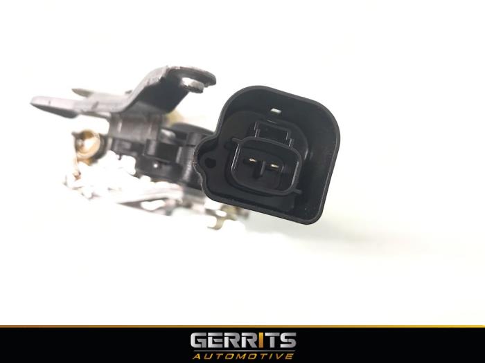 JDM latch lock pintu Daihatsu terios kembara belakang kanan | Shopee
