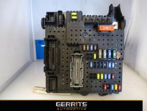 Used Fuse box Volvo S60 I (RS/HV) 2.4 D5 20V Price € 39,99 Margin scheme offered by Gerrits Automotive