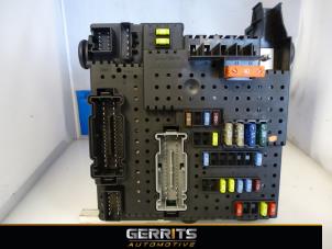 Used Fuse box Volvo S60 I (RS/HV) 2.4 20V 140 Price € 59,40 Margin scheme offered by Gerrits Automotive