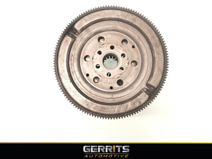Dual mass flywheel from a Opel Vectra C GTS 2.2 DIG 16V 2006