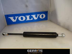 Used Set of gas struts for boot Volvo V70 (SW) 2.5 T 20V AWD Price € 31,90 Margin scheme offered by Gerrits Automotive