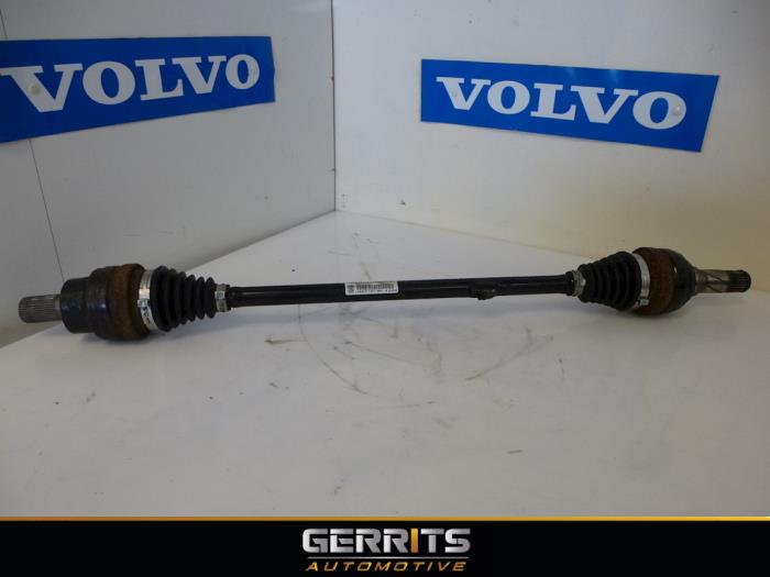 Drive shaft, rear left from a Volvo V70 (SW) 2.5 T 20V AWD 2002