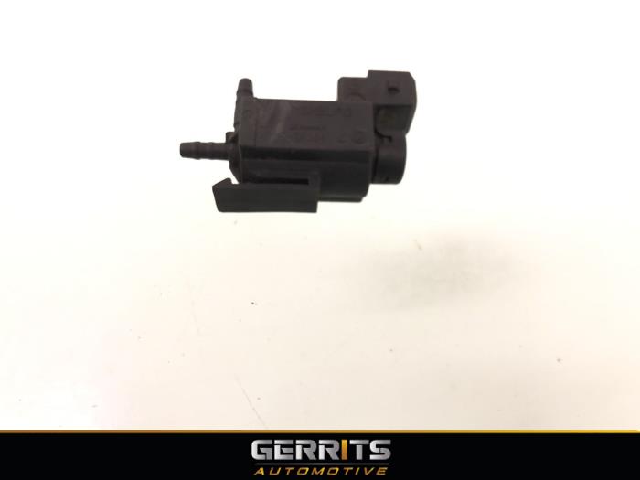 Usagé Régulateur pression turbo Volvo V70 (SW) 2.4 D5 20V Prix € 21,98 Règlement à la marge proposé par Gerrits Automotive BV