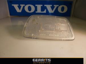 Gebrauchte Innenbeleuchtung hinten Volvo V70 (SW) 2.4 D5 20V Preis € 19,99 Margenregelung angeboten von Gerrits Automotive