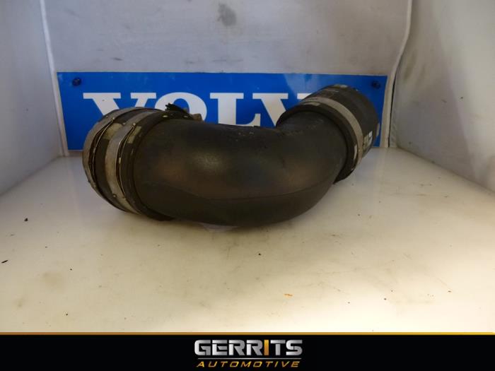 Gebrauchte Intercooler Rohr Volvo V70 (BW) 2.0 D3 20V Preis € 24,99 Margenregelung angeboten von Gerrits Automotive BV