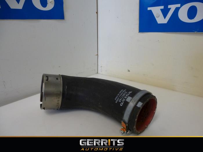 Usagé Tuyau intercooler Volvo V60 I (FW/GW) 2.0 D4 16V Prix € 31,90 Règlement à la marge proposé par Gerrits Automotive BV