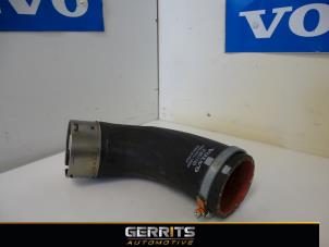 Used Intercooler hose Volvo V60 I (FW/GW) 2.0 D4 16V Price € 31,90 Margin scheme offered by Gerrits Automotive