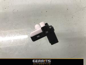 Used Light sensor Hyundai i10 (B5) 1.0 12V Price € 21,98 Margin scheme offered by Gerrits Automotive