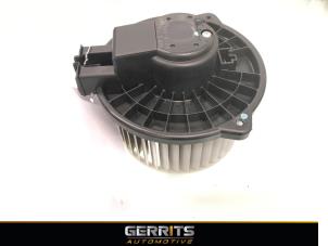 Usagé Moteur de ventilation chauffage Daihatsu Sirion 2 (M3) 1.0 12V DVVT Prix € 24,99 Règlement à la marge proposé par Gerrits Automotive