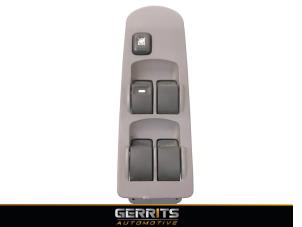 Gebrauchte Elektrisches Fenster Schalter Mitsubishi Colt (Z2/Z3) 1.5 DI-D 12V HP Preis € 36,30 Margenregelung angeboten von Gerrits Automotive