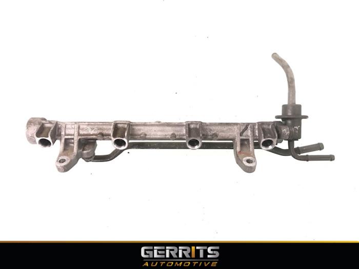 Usagé Système d'injection Suzuki Alto (RF410) 1.1 16V Prix € 21,98 Règlement à la marge proposé par Gerrits Automotive BV