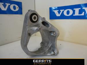 Used Support (miscellaneous) Volvo V60 I (FW/GW) 2.0 D4 16V Price € 31,90 Margin scheme offered by Gerrits Automotive
