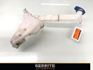 Used Front windscreen washer reservoir Seat Ibiza IV (6J5) 1.4 16V Price € 21,98 Margin scheme offered by Gerrits Automotive