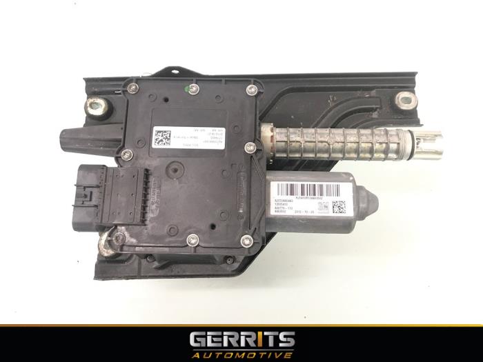 Usagé Moteur frein à main Opel Insignia Sports Tourer 2.0 CDTI 16V 130 ecoFLEX Prix € 151,47 Règlement à la marge proposé par Gerrits Automotive BV