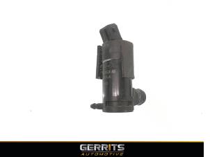 Used Windscreen washer pump Ford Transit Connect 1.8 TDdi LWB Euro 4 Price € 21,98 Margin scheme offered by Gerrits Automotive