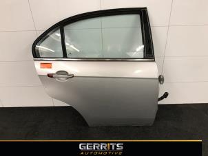 Używane Drzwi prawe tylne wersja 4-drzwiowa Chevrolet Epica 2.0 D 16V Cena € 219,98 Procedura marży oferowane przez Gerrits Automotive