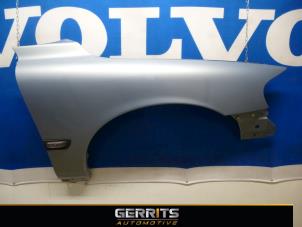 Używane Blotnik prawy przód Volvo V70 (SW) 2.4 D 20V Cena € 46,20 Procedura marży oferowane przez Gerrits Automotive