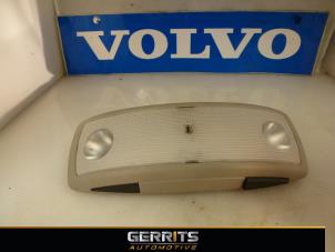 Używane Oswietlenie wewnetrzne tyl Volvo V60 I (FW/GW) 2.0 D3 20V Cena € 21,98 Procedura marży oferowane przez Gerrits Automotive