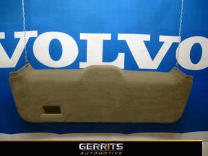 Używane Tapicerka tylnej klapy Volvo V70 (BW) 2.4 D5 20V Cena € 31,90 Procedura marży oferowane przez Gerrits Automotive