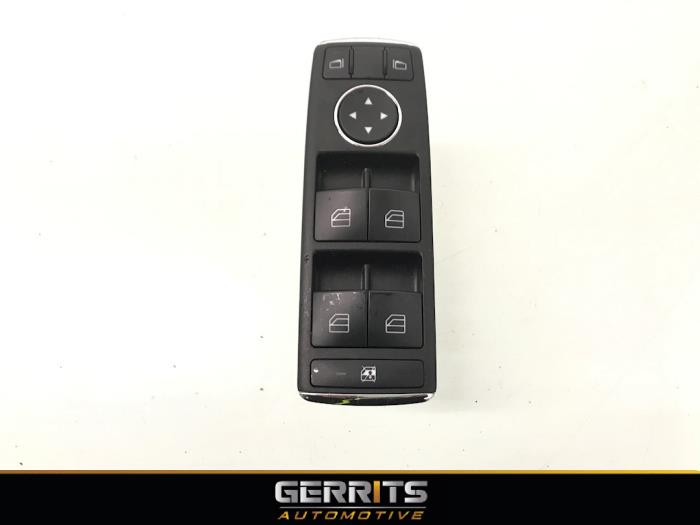 Usados Interruptor de ventanilla eléctrica Mercedes C (W204) 1.8 C-200K 16V Precio € 53,90 Norma de margen ofrecido por Gerrits Automotive BV