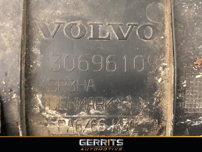 Abdeckblech Motor van een Volvo XC90 I 2.9 T6 24V 2004