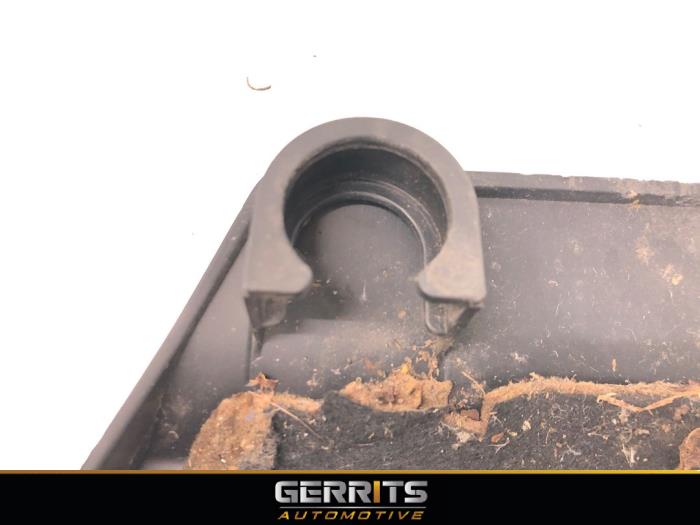 Abdeckblech Motor van een Volvo XC90 I 2.9 T6 24V 2004