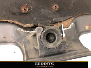 Abdeckblech Motor van een Volvo XC90 I 2.9 T6 24V 2004