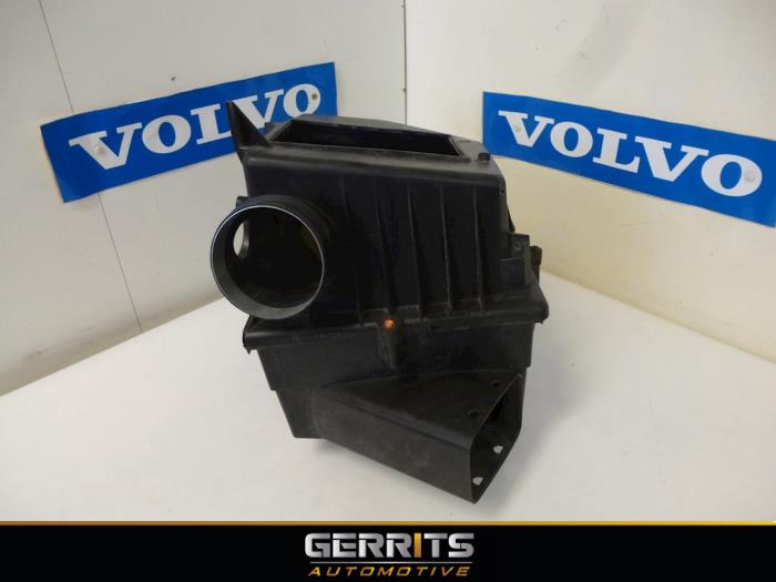 Cuerpo de filtro de aire de un Volvo XC90 I 4.4 V8 32V 2006