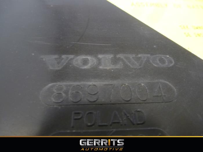 Battery cover from a Volvo XC90 I 4.4 V8 32V 2006