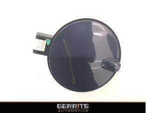 Used Tank cap cover Opel Zafira (M75) 1.8 16V Ecotec Price € 21,98 Margin scheme offered by Gerrits Automotive