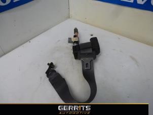 Used Rear seatbelt, left Volvo S80 (TR/TS) 2.4 20V 140 Kat. Price € 31,90 Margin scheme offered by Gerrits Automotive