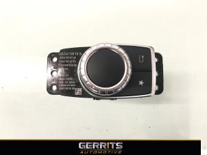 Used I-Drive knob Mercedes A (W176) 1.6 A-180 16V Price € 101,20 Margin scheme offered by Gerrits Automotive