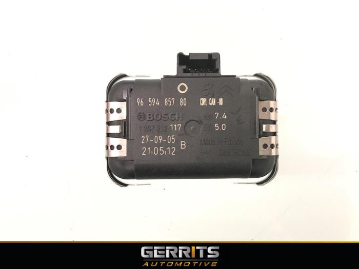 Begagnade Regnsensor Peugeot 407 (6D) 2.0 16V Pris € 33,00 Marginaltabell erbjuds av Gerrits Automotive BV