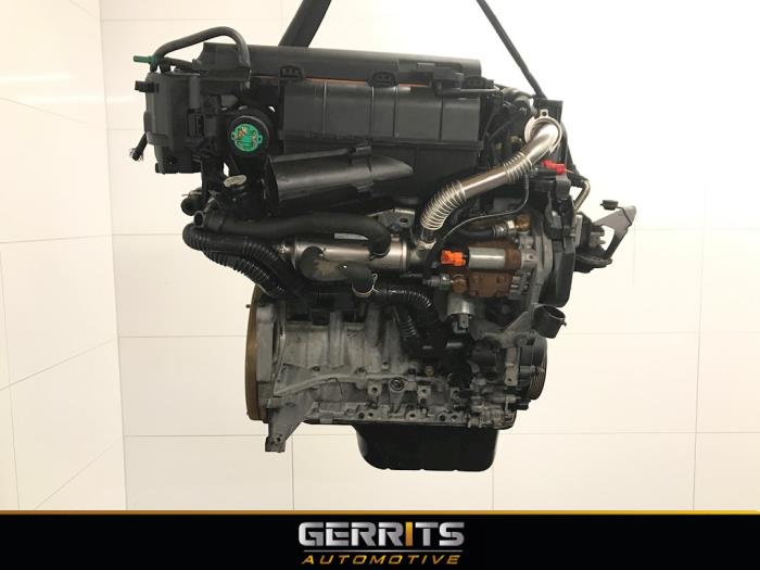 Motor from a Toyota Aygo (B10) 1.4 HDI 2008