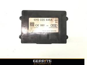 Usagé Module téléphone Audi Q5 (8RB) 2.0 TDI 16V Quattro Prix € 46,20 Règlement à la marge proposé par Gerrits Automotive