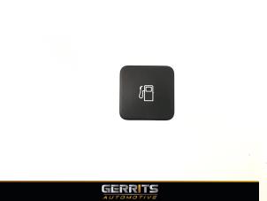 Used Tank cap cover switch Citroen C4 Berline (NC) 2.0 HDI 150 Price € 21,98 Margin scheme offered by Gerrits Automotive