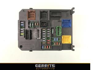 Usagé Boîte à fusibles Citroen C4 Berline (NC) 2.0 HDI 150 Prix € 117,70 Règlement à la marge proposé par Gerrits Automotive